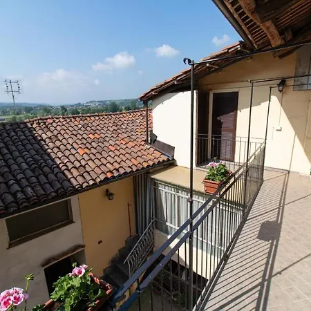 La Casa Del Postino בית הארחה 4*